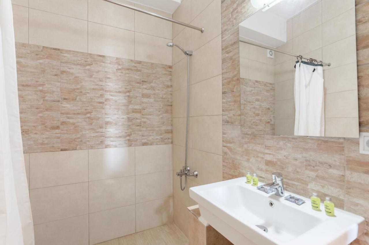 Orion Residence Mani อายิโอสนิโกลาโอส ภายนอก รูปภาพ